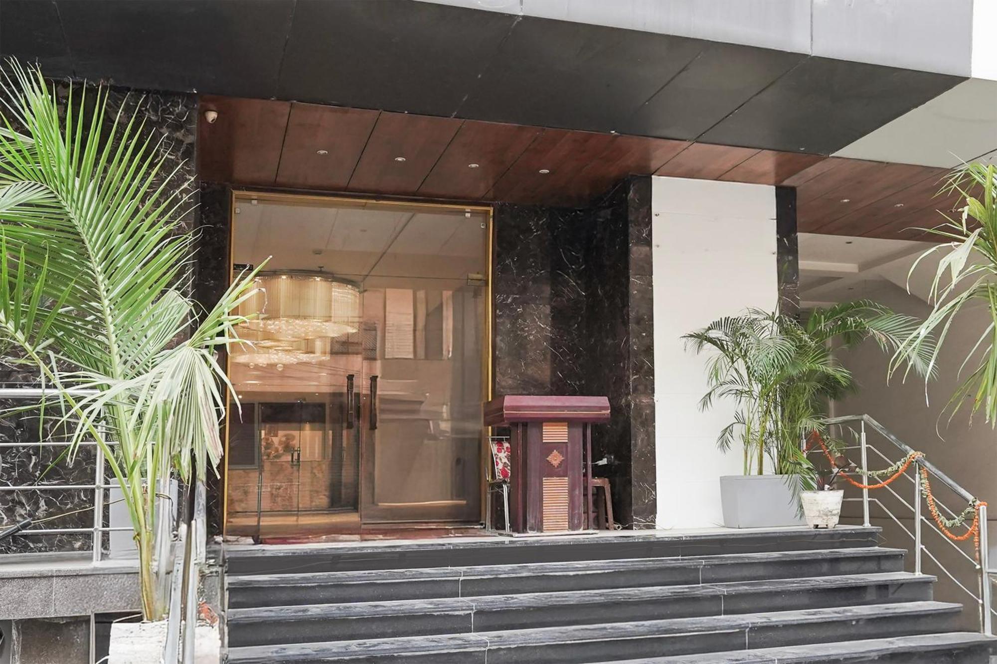 Townhouse Oak Agra Near Sultanganj Puliya Formerly Bb Grand Exterior foto