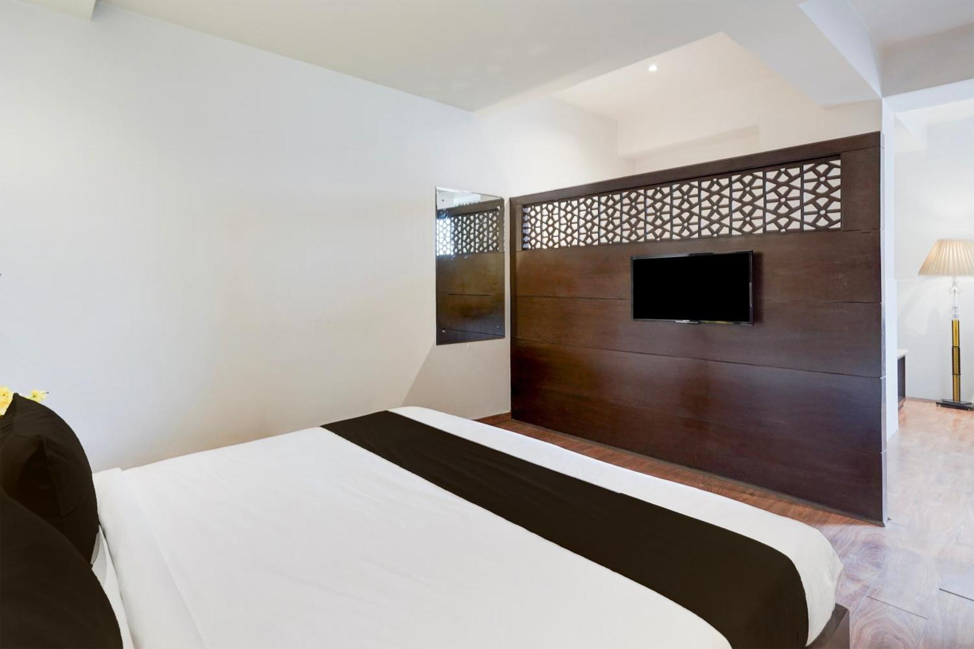 Townhouse Oak Agra Near Sultanganj Puliya Formerly Bb Grand Exterior foto